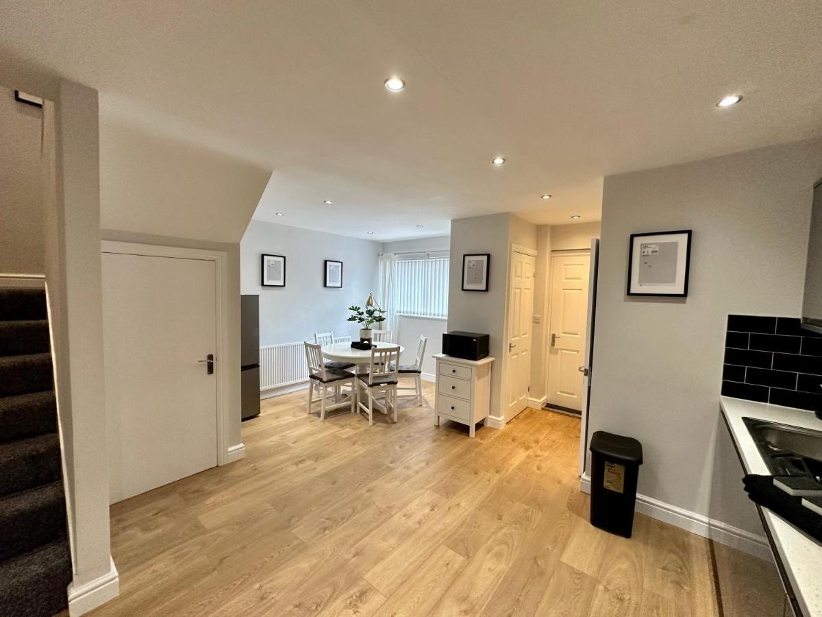 Charming 3-Bed House In Newcastle Upon Tyne Villa Exterior foto