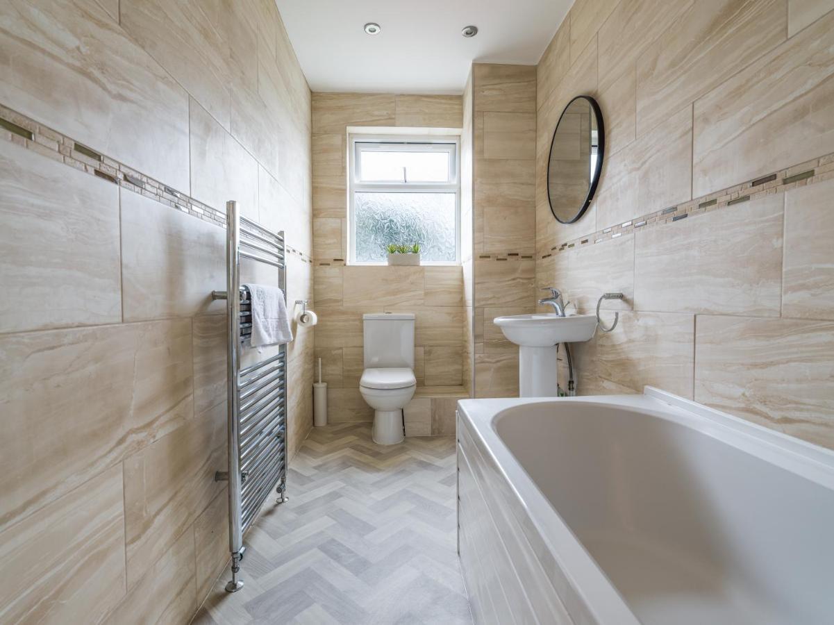 Charming 3-Bed House In Newcastle Upon Tyne Villa Exterior foto