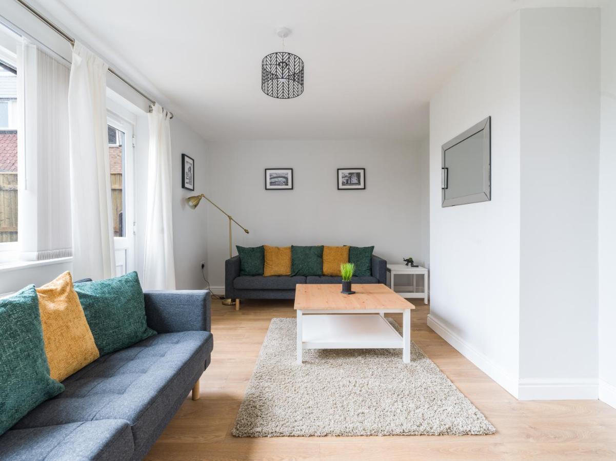 Charming 3-Bed House In Newcastle Upon Tyne Villa Exterior foto